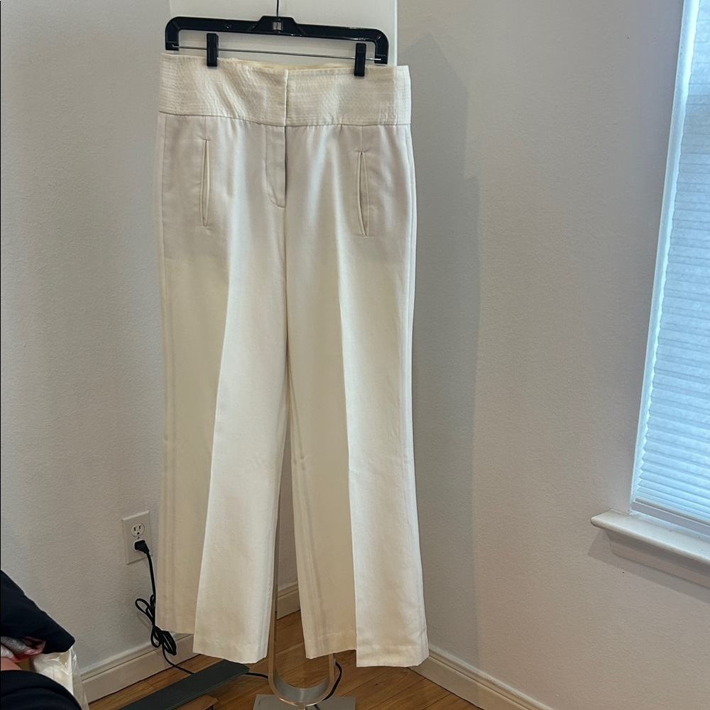 Leifsdottir Cream Patterned Lining